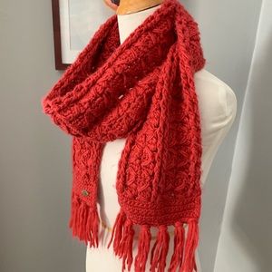 Roxy Accessories - Pink Roxy scarf never worn. Roxy Accessories - Pink Roxy scarf never worn.